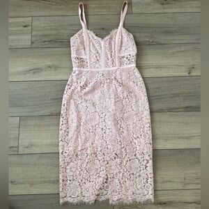 Express Lace Midi Dress